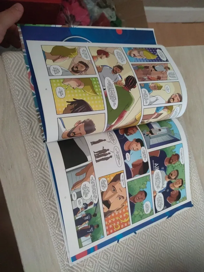 Bd academy PSG new génération un pour tous - photo numéro 2