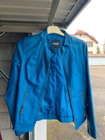 Veste femme bleue simili cuir
