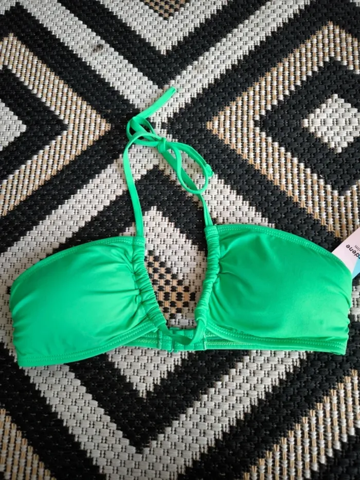 Haut de maillot de bain ardene taille xs neuf