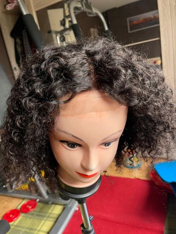 Très jolie perruque 100% cheveux humain