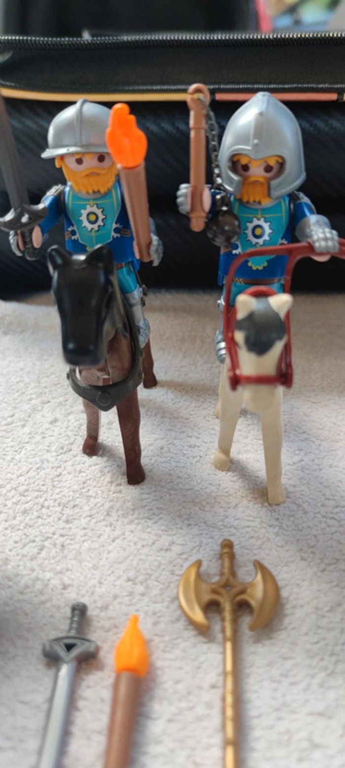 Playmobil  lot 5 Chevaliers Novelmore + chevaux + armes - photo numéro 8