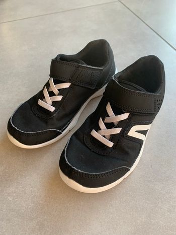 Baskets taille 32