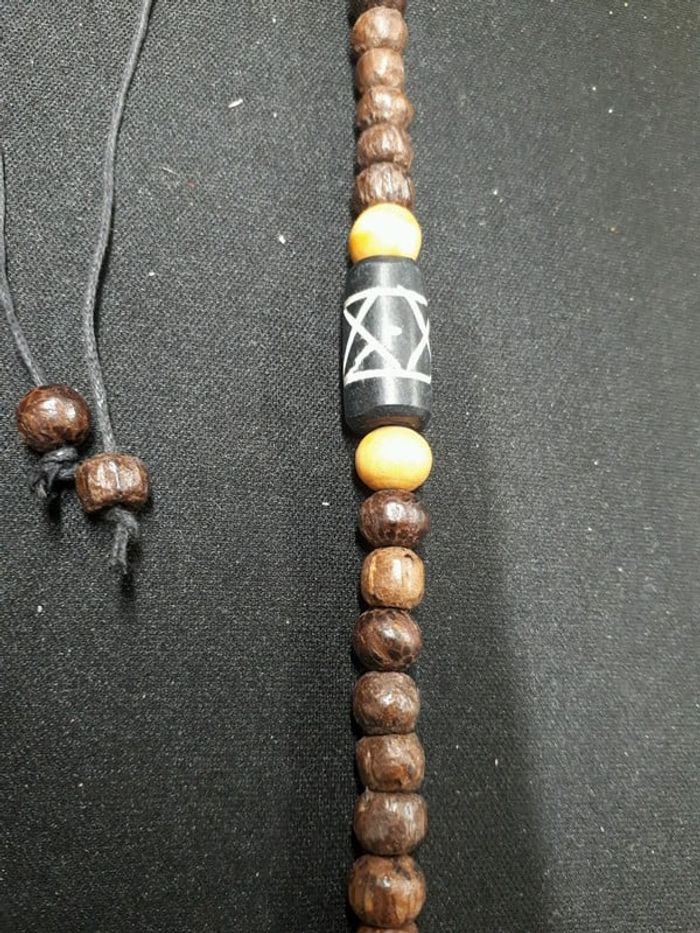 Grand sautoir en bois jaune et marron - photo numéro 7