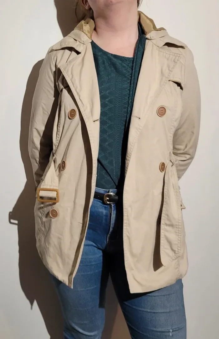 Veste style trench