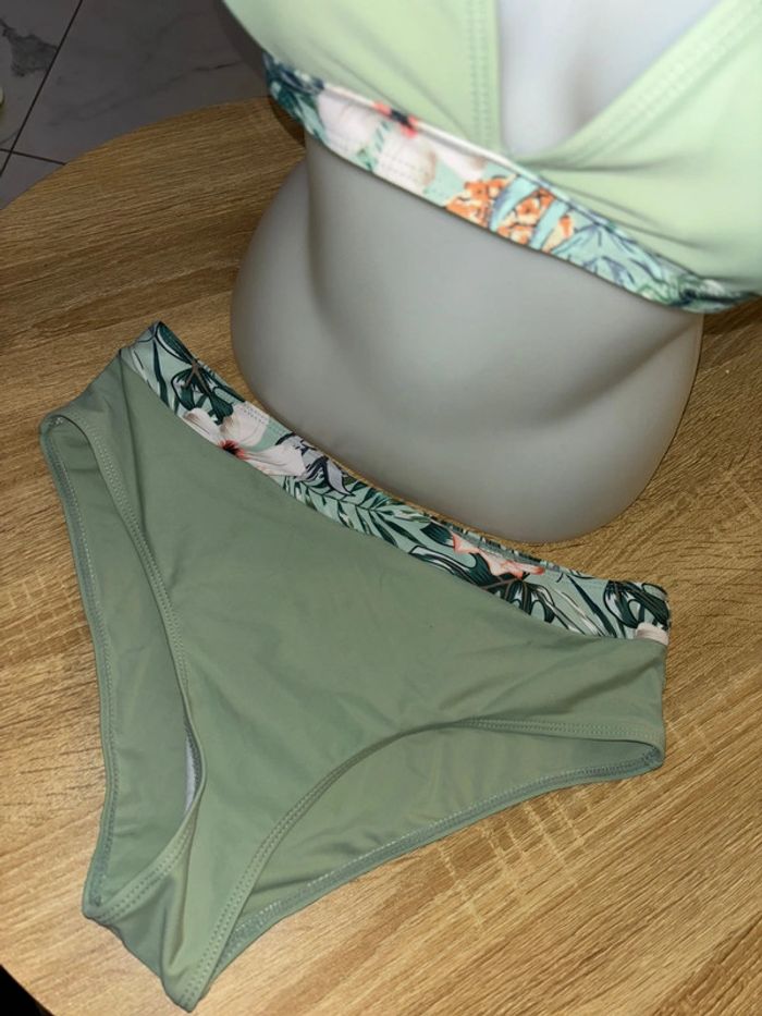 Maillot de bain taille L femme en très bon état - photo numéro 3