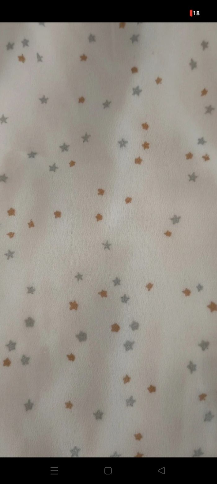 Haut fille 4 ans neuf - photo numéro 3