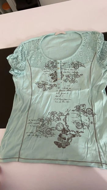TeeShirt