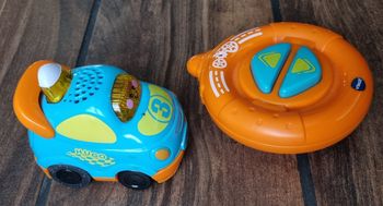 Tut tut bolide Hugo télécommandé