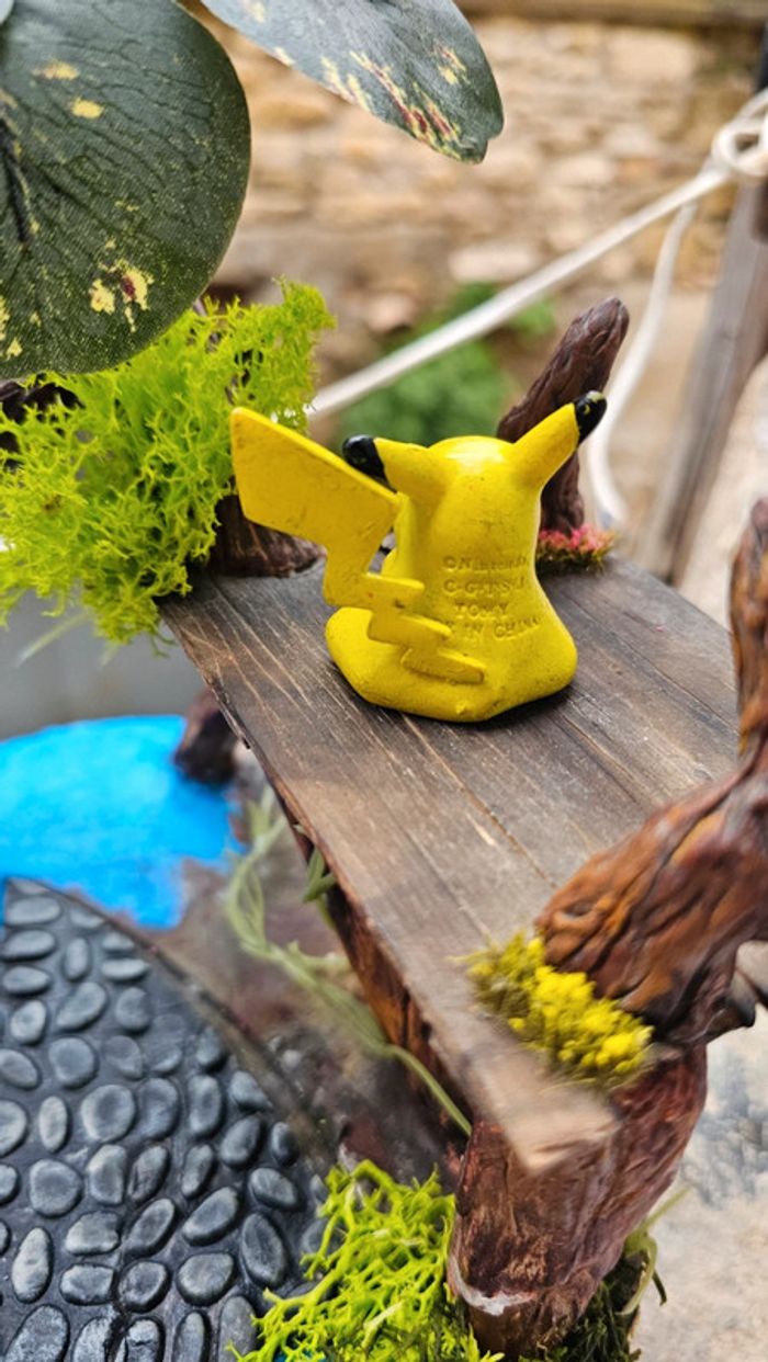 Super figurine Pokemon Nintendo tomy C.G.T.S.J pikachu Métamorph - photo numéro 3
