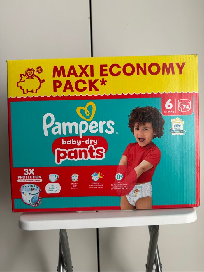 74 couches pampers pants taille 6