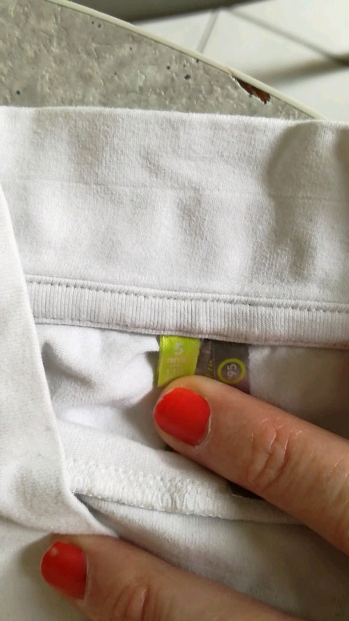 T.shirt - photo numéro 3