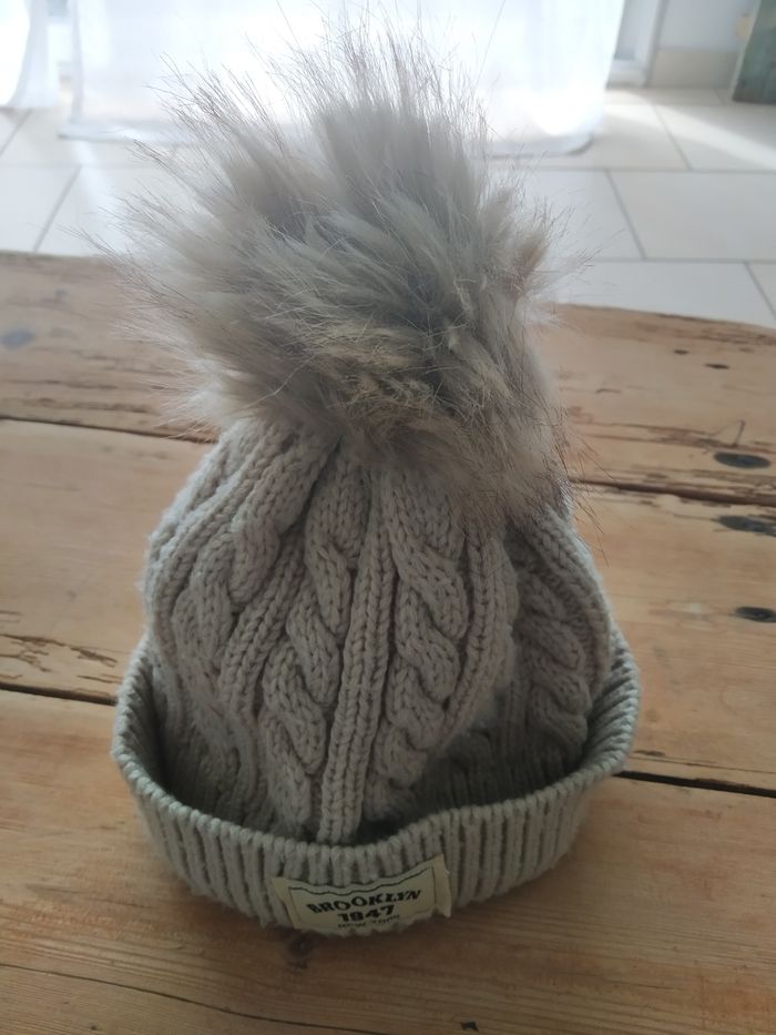 Bonnet en laine - photo numéro 2