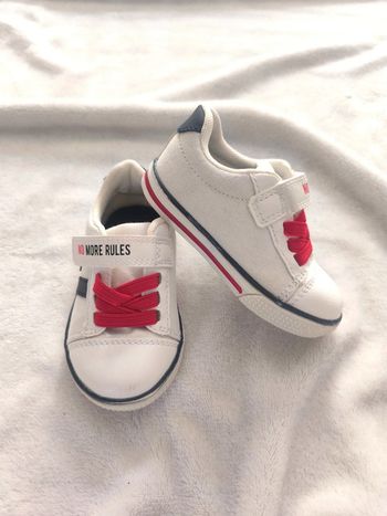 Chaussures bébé taille 20