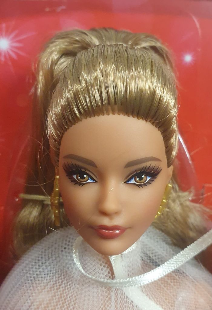 HJX06 Poupée Barbie des fêtes 2023, cadeau collector signature Barbie - photo numéro 7