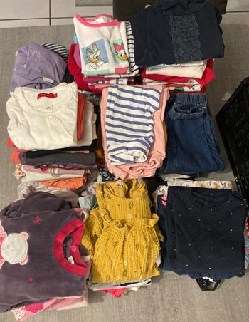 Lot 12 mois filles (113 articles)