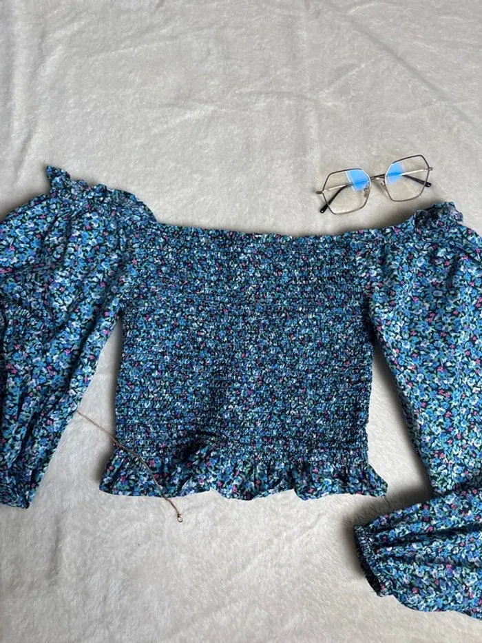haut manche longue épaule dénudée bleu avec fleurs taille S ~ tally weijl - photo numéro 4