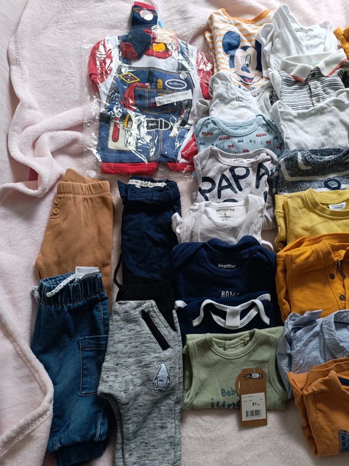 Lot vêtements bébé 6mois - photo numéro 2