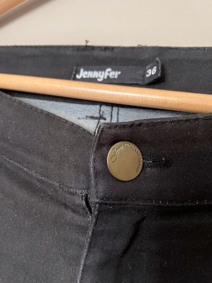 Pantalon noir - photo numéro 4