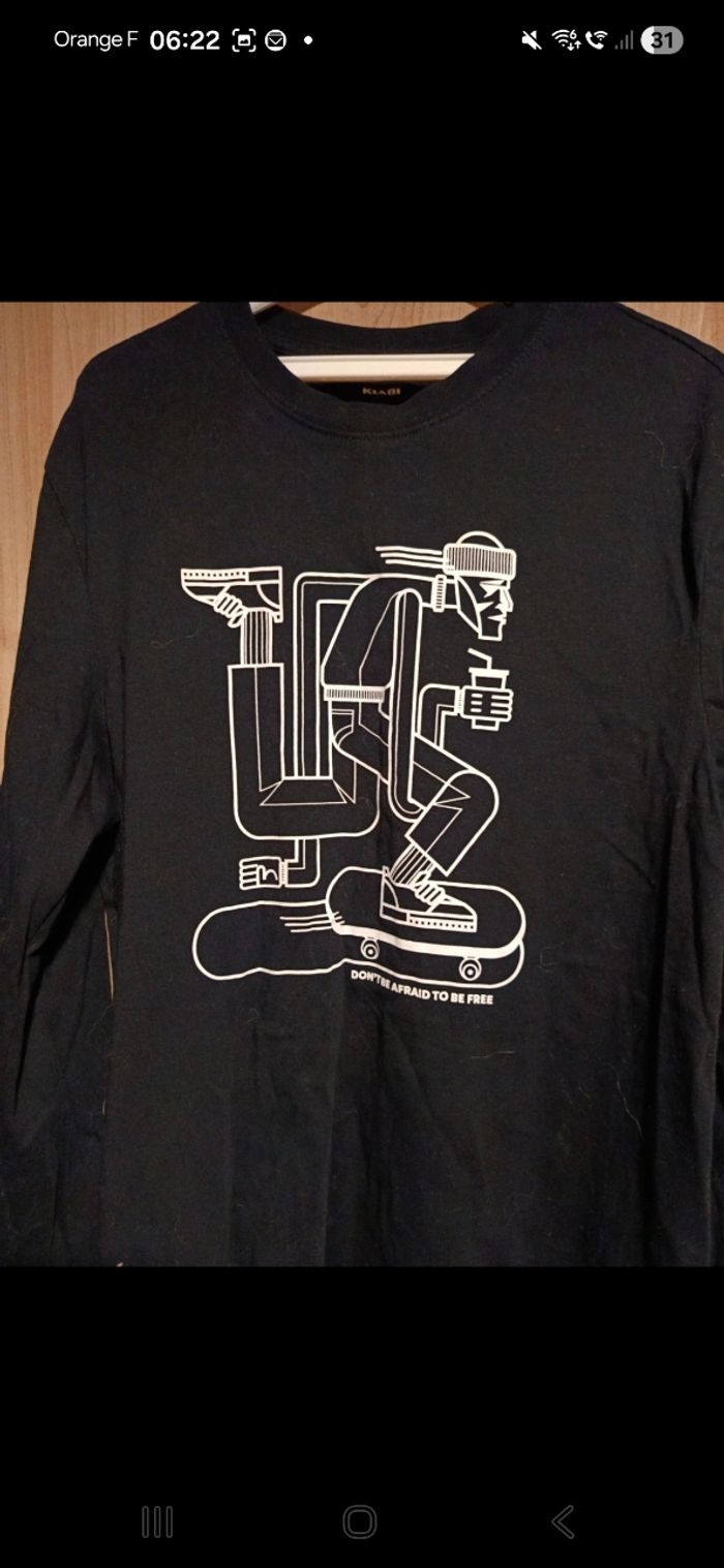 Tee-shirts 14 ans ou XS - photo numéro 2