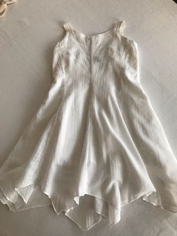 Robe d'été blanche à bretelle