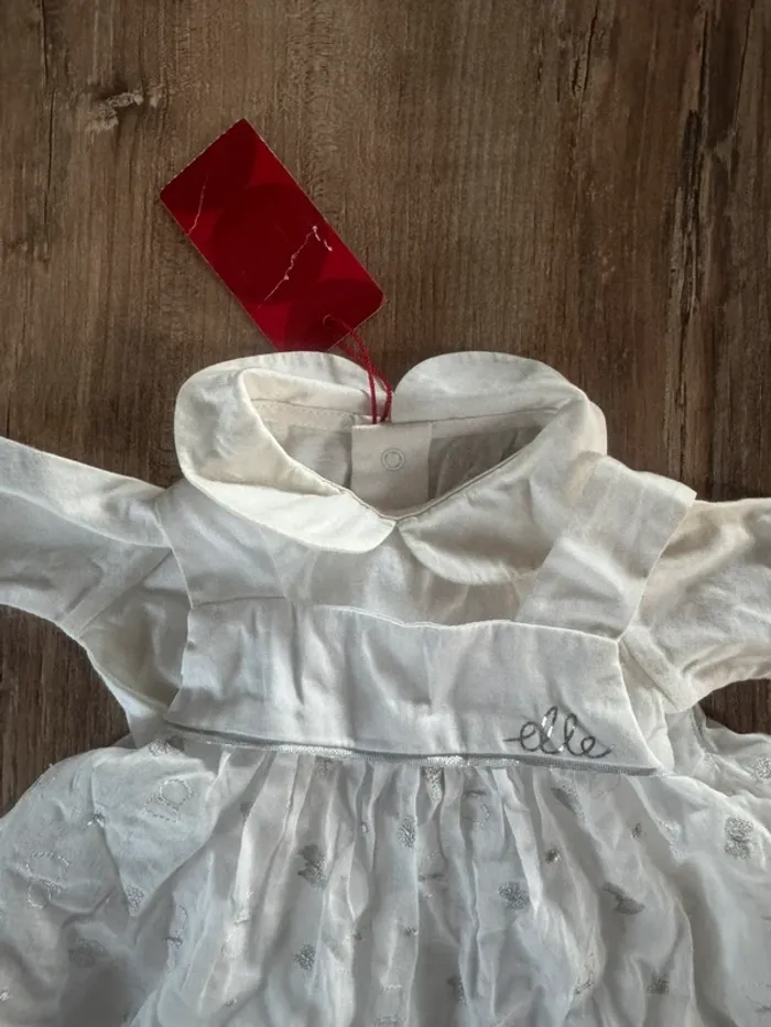 Ensemble Elle 1 mois neuf - photo numéro 2