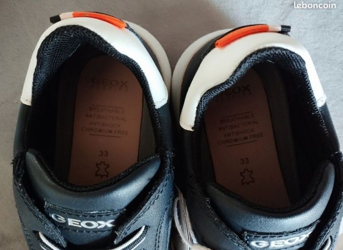 Baskets Geox neuves pour garçon en cuir, jamais portées, pointure 33, avec étiquette - photo numéro 5