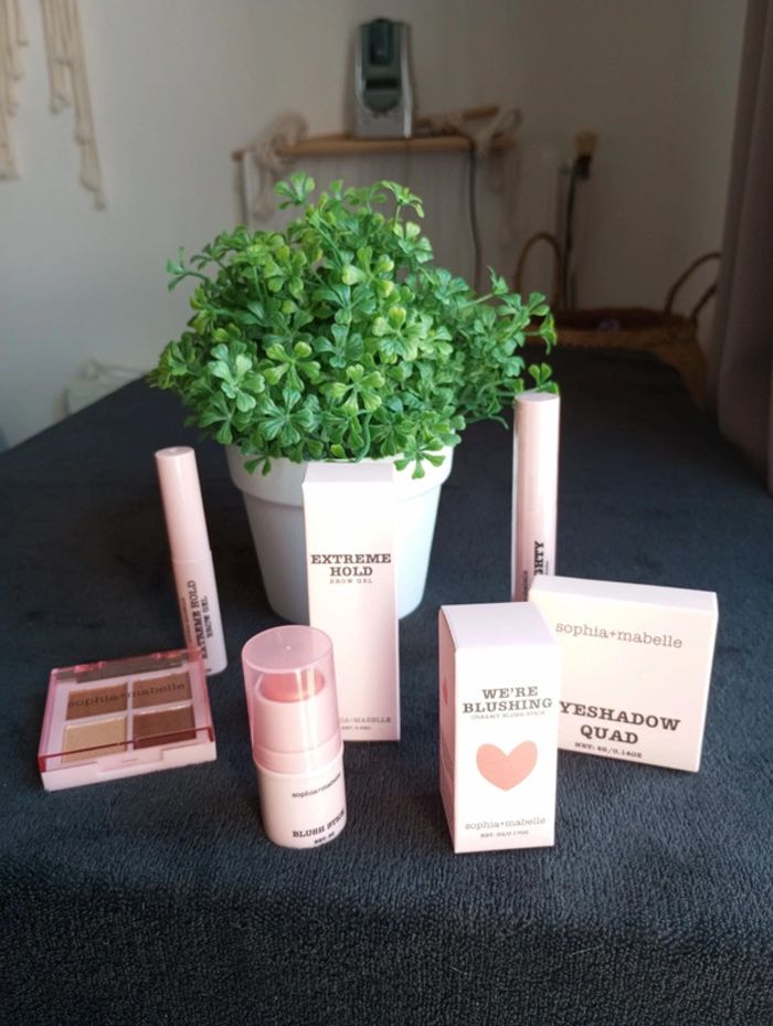 Sophia mabelle maquillage