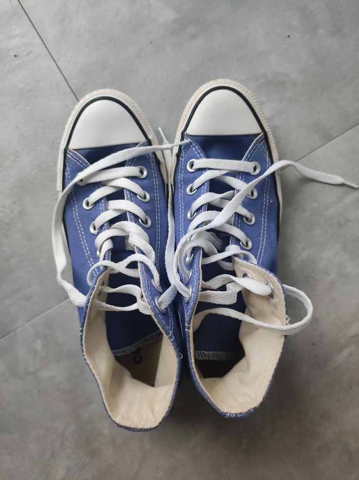 Converse hautes bleues - photo numéro 3