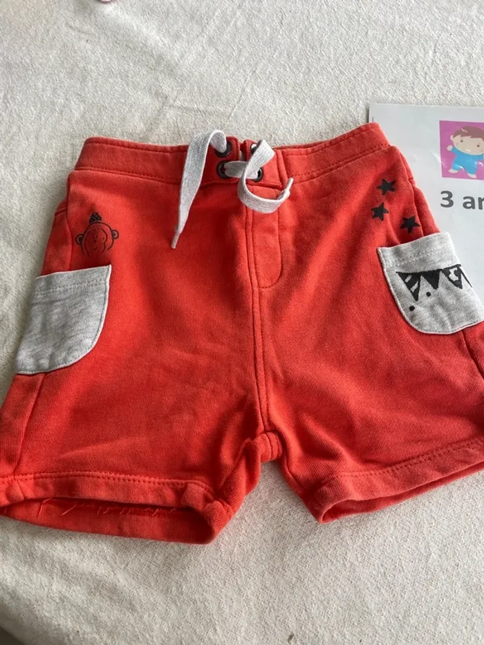 Short Kiabi, trois ans - photo numéro 2