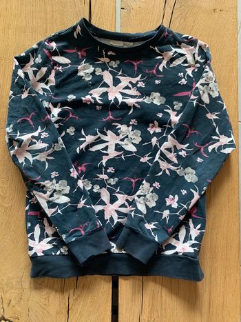 Pull ou sweat noir avec des fleurs fille 9/10ans (134/140) Name it