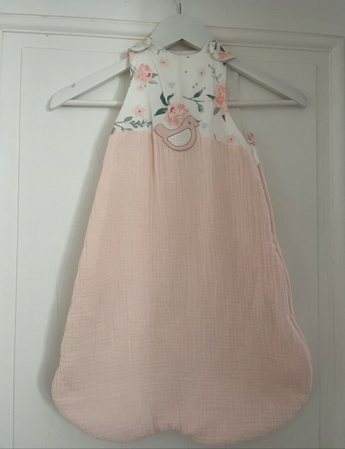 Turbulette gigotteuse Vertbaudet  Eau de rose  Tog 2 Rose 🌹  taille 0/6 mois Très bon état