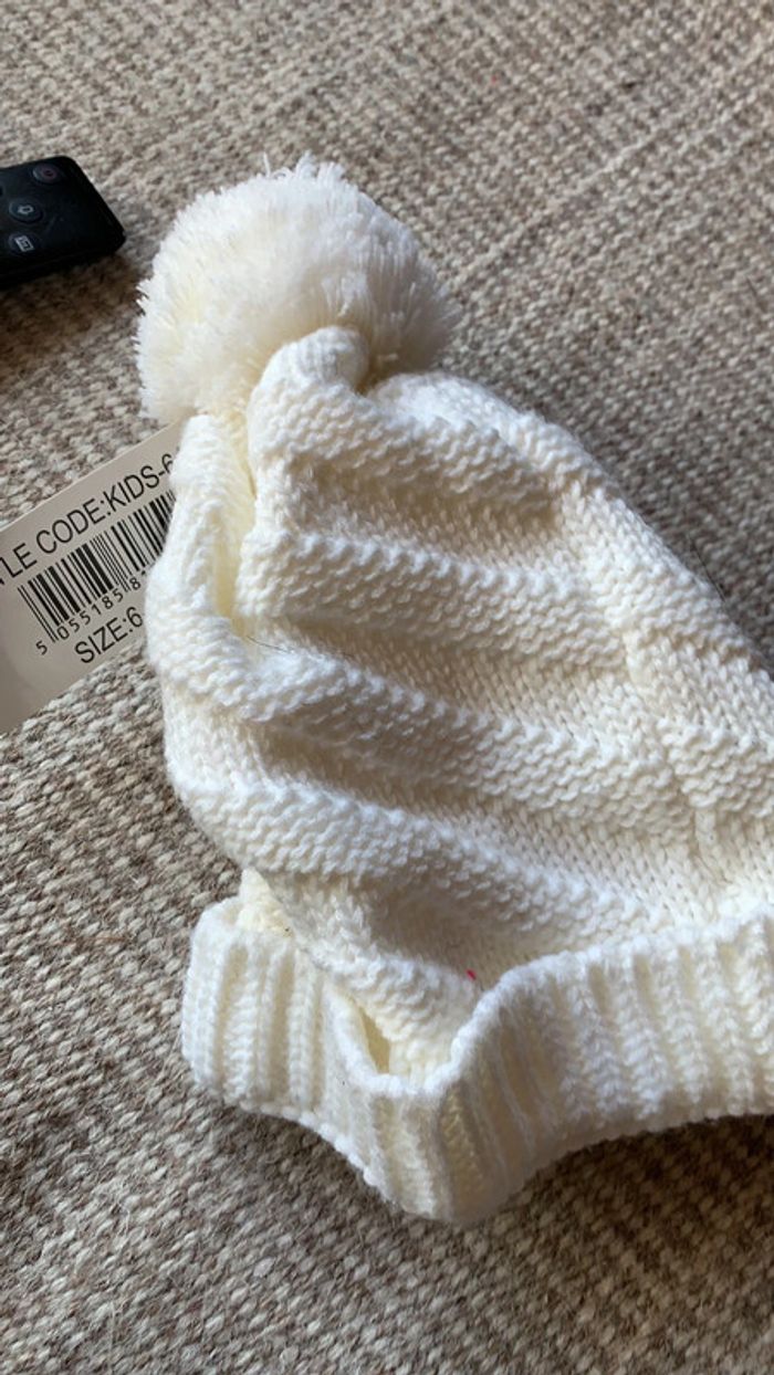 Bonnet enfant ivoir avec pompon taille 6 12 mois - photo numéro 7