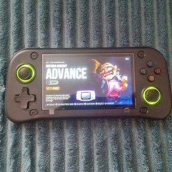 Console portable 15 000 jeux