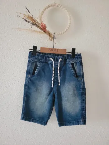 Short stretch  garçon 👦 8 ans