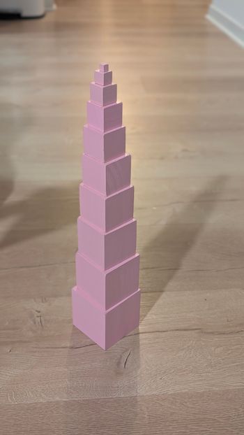 Tour rose Montessori