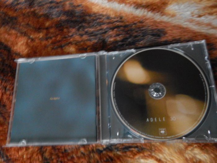 CD Adéle - photo numéro 2