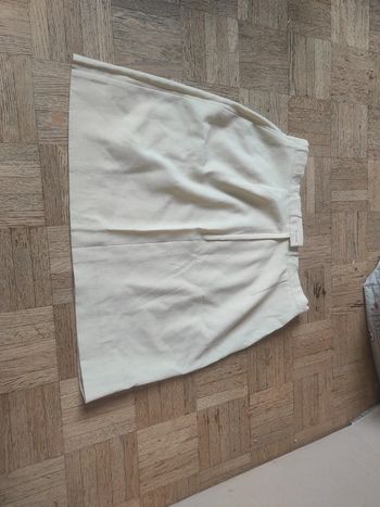 Jupe droite taille 42