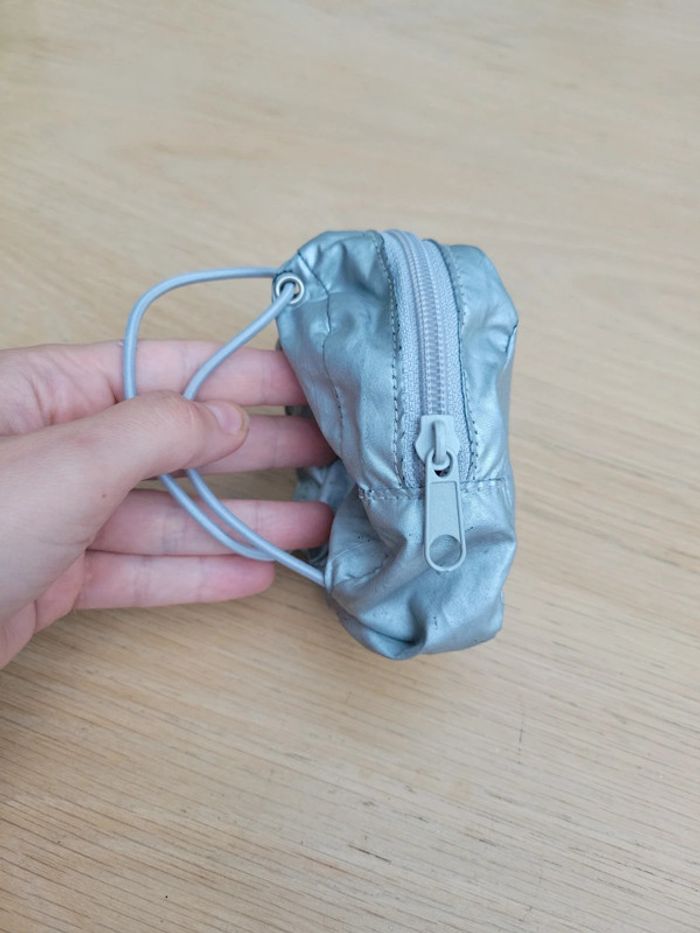 Sac attacher à la ceinture argenté porte monnaie - photo numéro 4