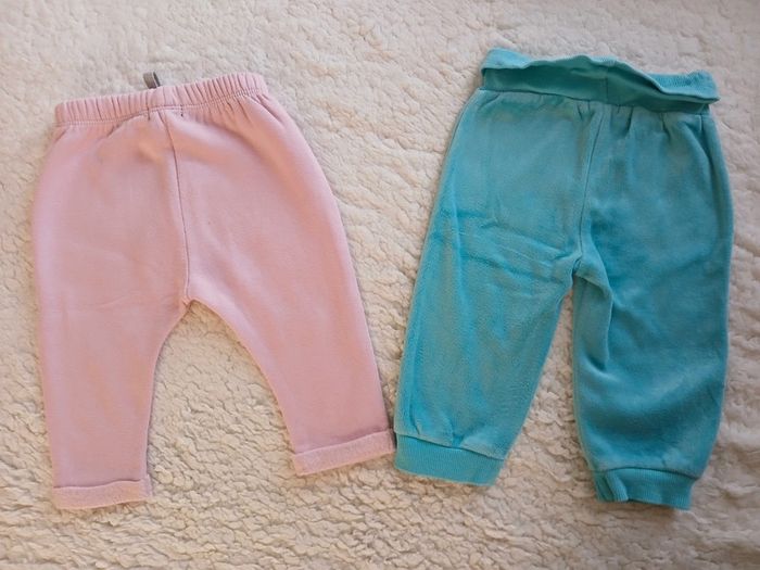 Lot de 2 joggings fille taille 12 mois - photo numéro 2