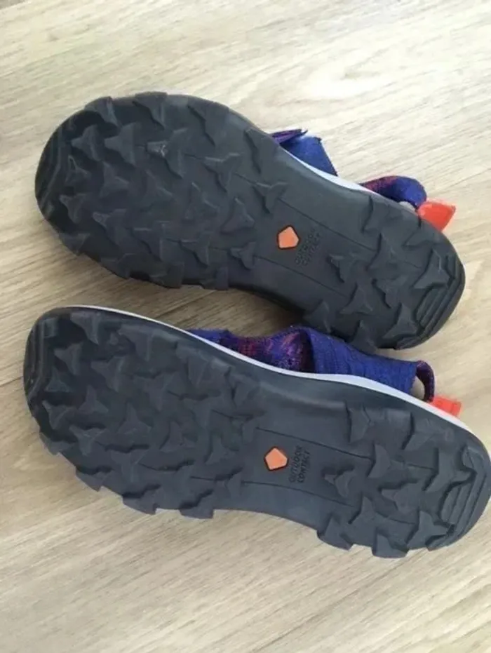 Sandales randonnée enfant taille 37 parfait état - photo numéro 4