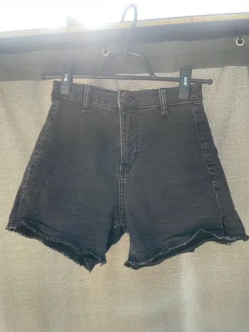 Short noir Bershka