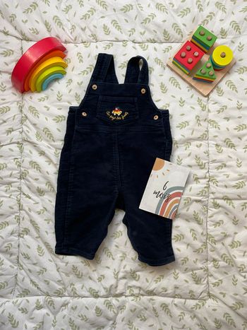 salopette en velours bleu marine 6 mois pressions entre les jambes