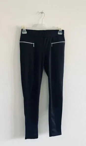 Pantalon noir chic Boutique indépendante