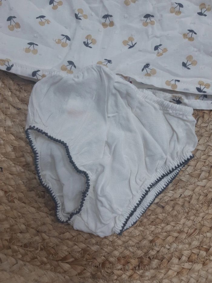 Robe et culotte Boboli 3/6 mois - photo numéro 4