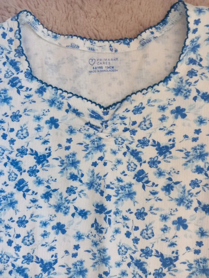 T shirt fleurs bleues - photo numéro 2