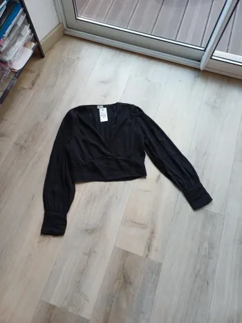 Haut noir