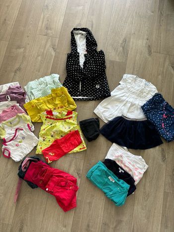 Lot fille 23 pièces 12 mois
