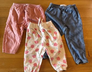 Lot pantalon 9-12 mois