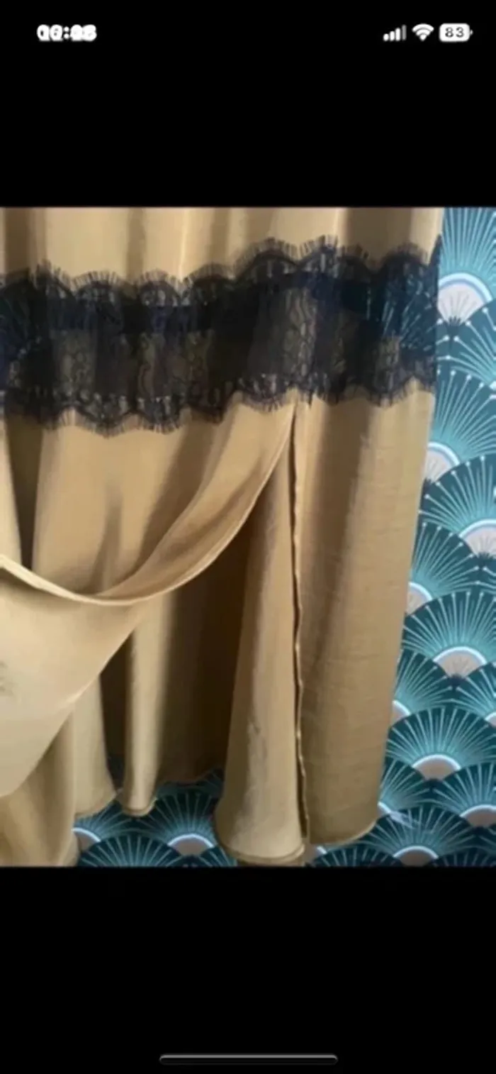 Robe mi longue en satin et dentelle Zara, taille XL - photo numéro 8