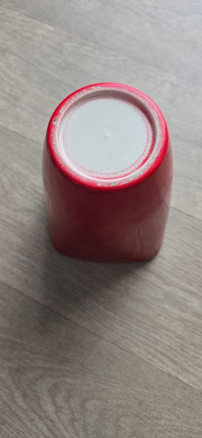 Cache pot de fleur rouge - photo numéro 3
